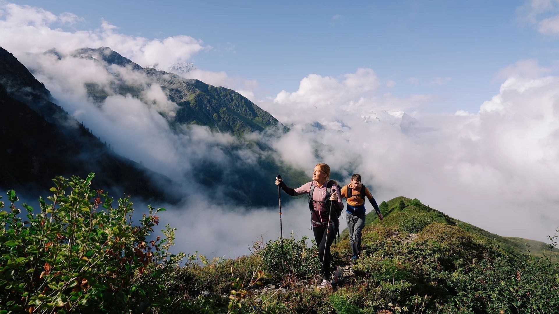 Layering with Merino: A Guide to Spring Hiking Comfort