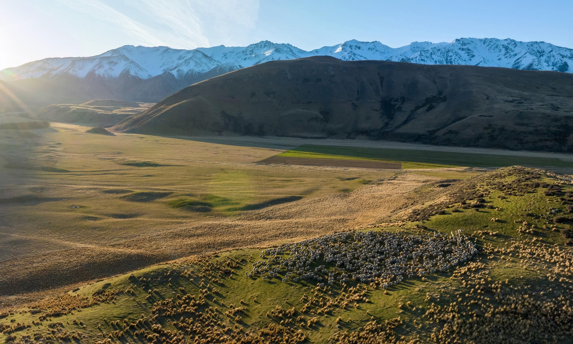 The Sustainable Hiker’s Guide: How Natural Fibres Enhance Every Adventure