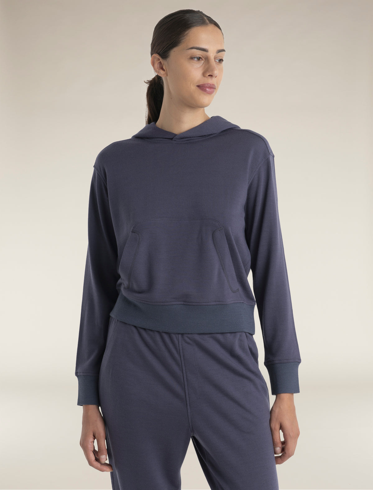 Women’s Merino Blend 200 Crush Long Sleeve Hoodie Graphite - 1