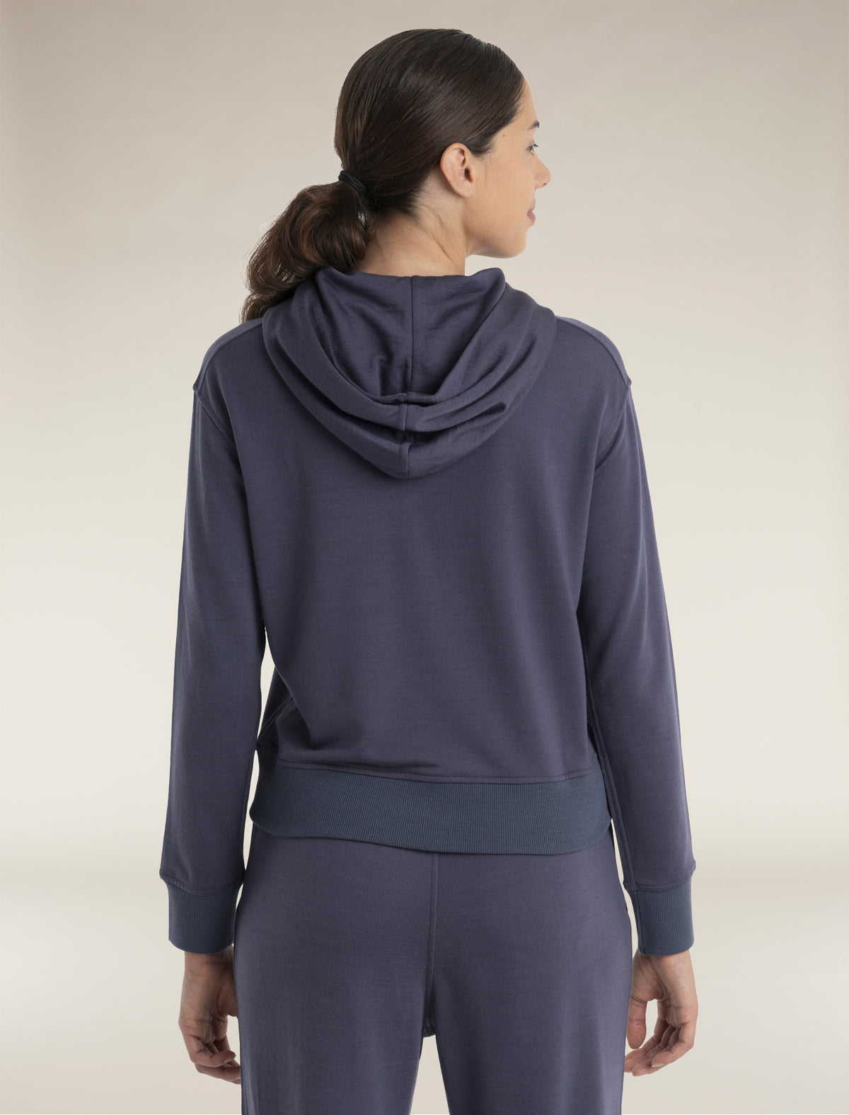 Women’s Merino Blend 200 Crush Long Sleeve Hoodie Graphite - 2