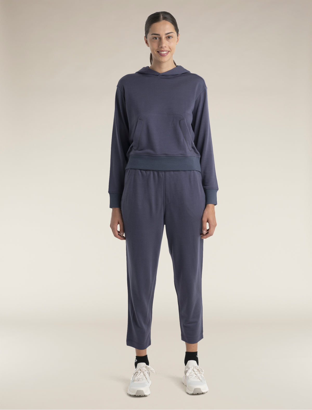 Women’s Merino Blend 200 Crush Long Sleeve Hoodie Graphite - 3