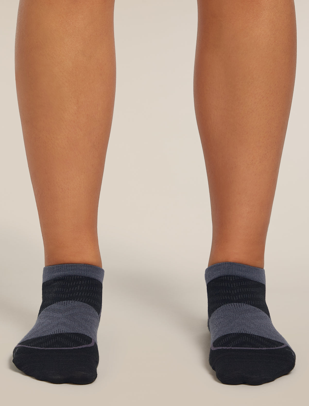 Women’s Merino Run+ Ultralight Micro Socks Black/Graphite - 4