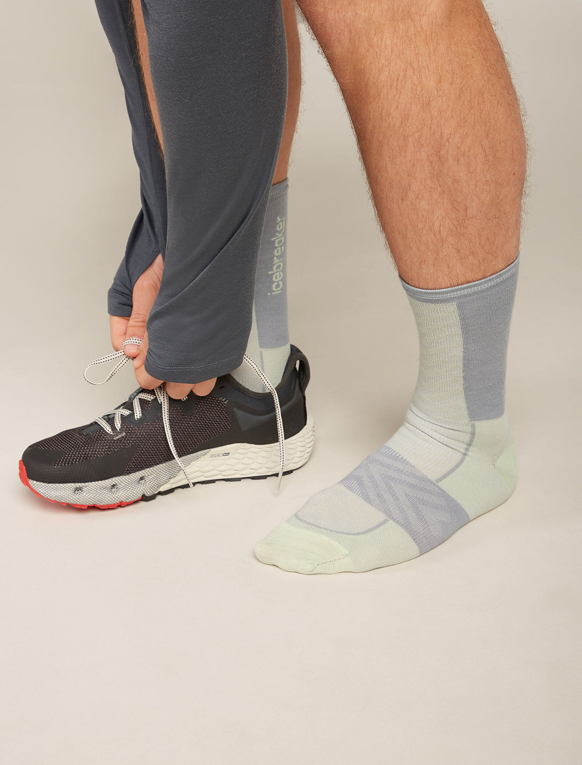 Men’s Merino Blend Run+ Ultralight Crew Socks Ashen/alloy - 1