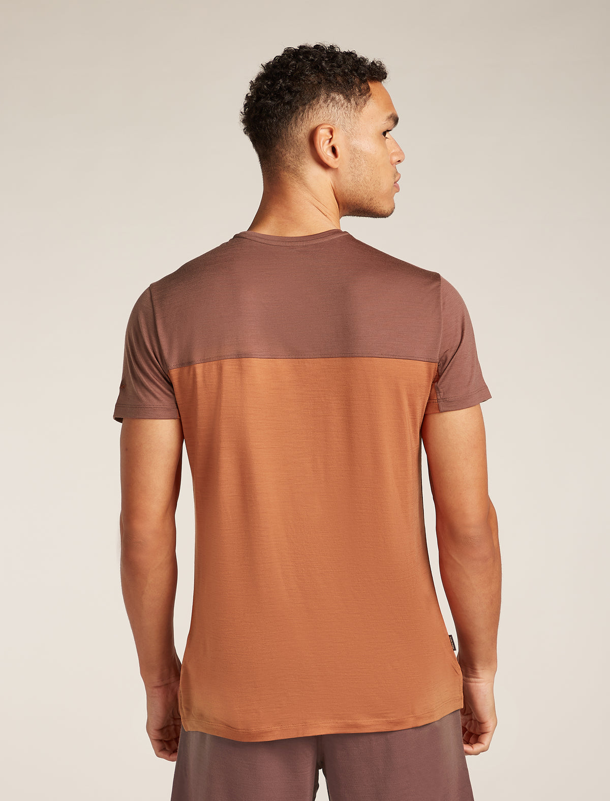 Men’s Merino Blend 125 Cool-Lite™ Sphere Short Sleeve T-Shirt Colour Block Dusty clay/carob - 2