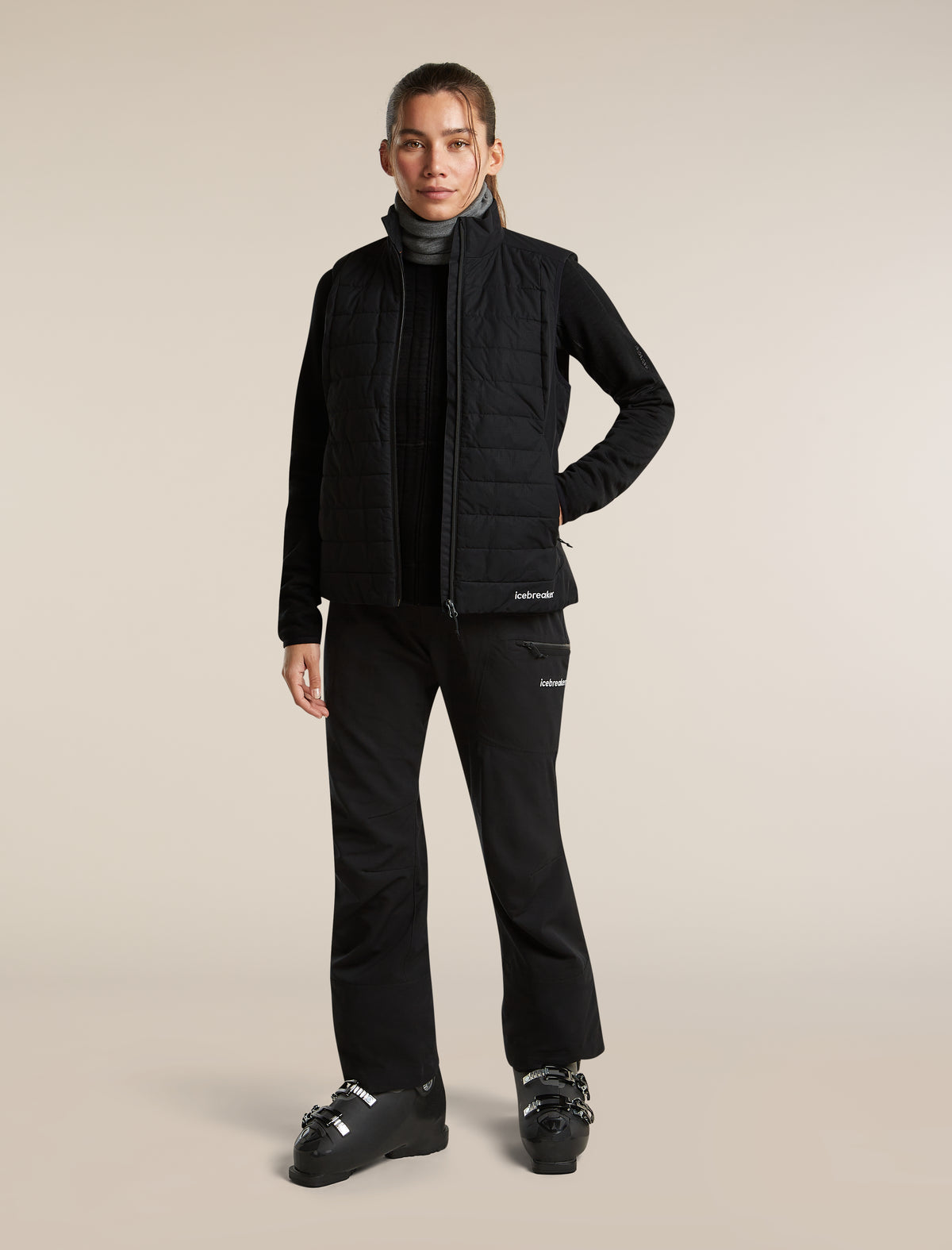 Women's Merino 400 RealFleece™  Descender Long Sleeve Zip Black - 4