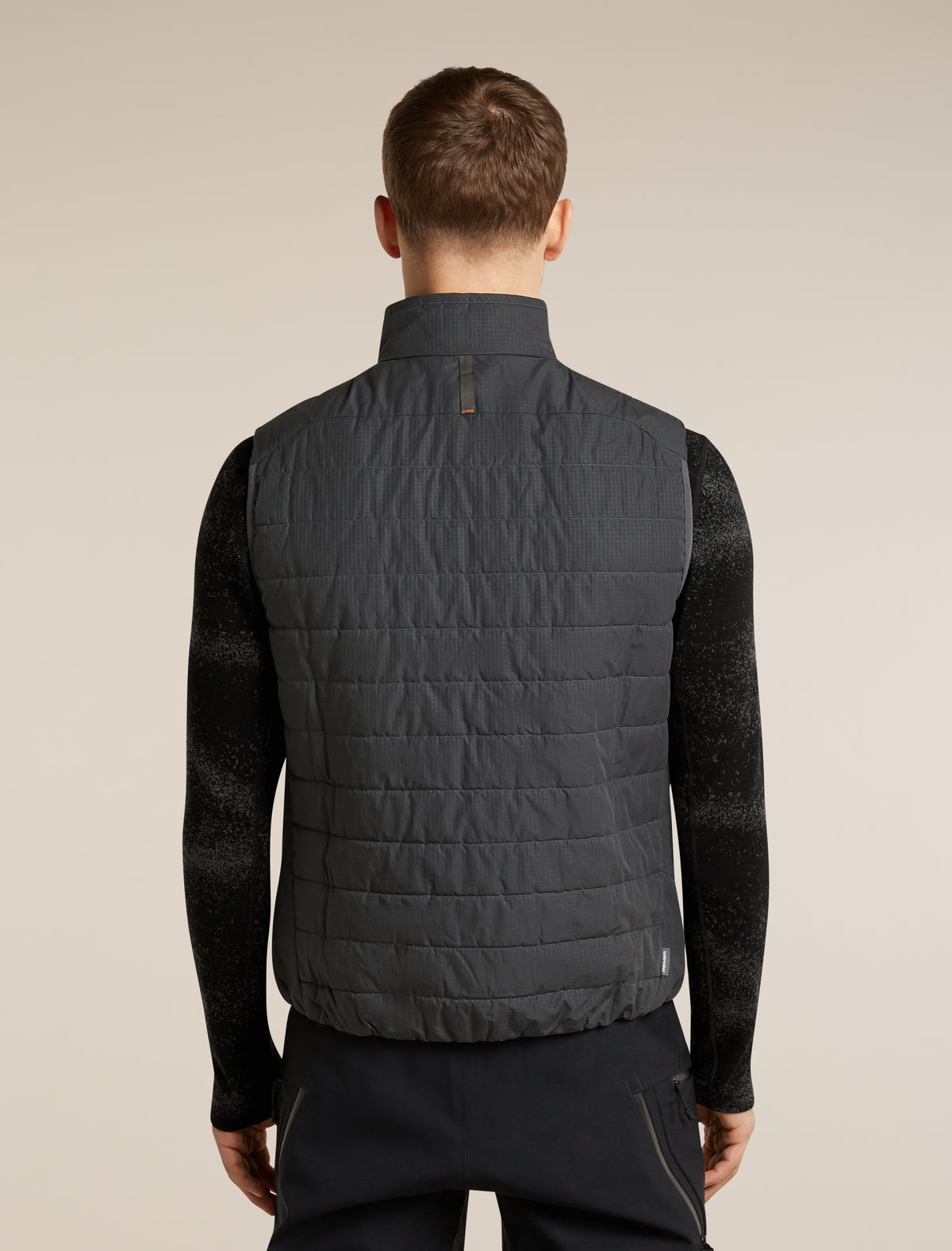 icebreaker-apac Men's 1360 MerinoLoft™ Vest Obsidian Men - 2