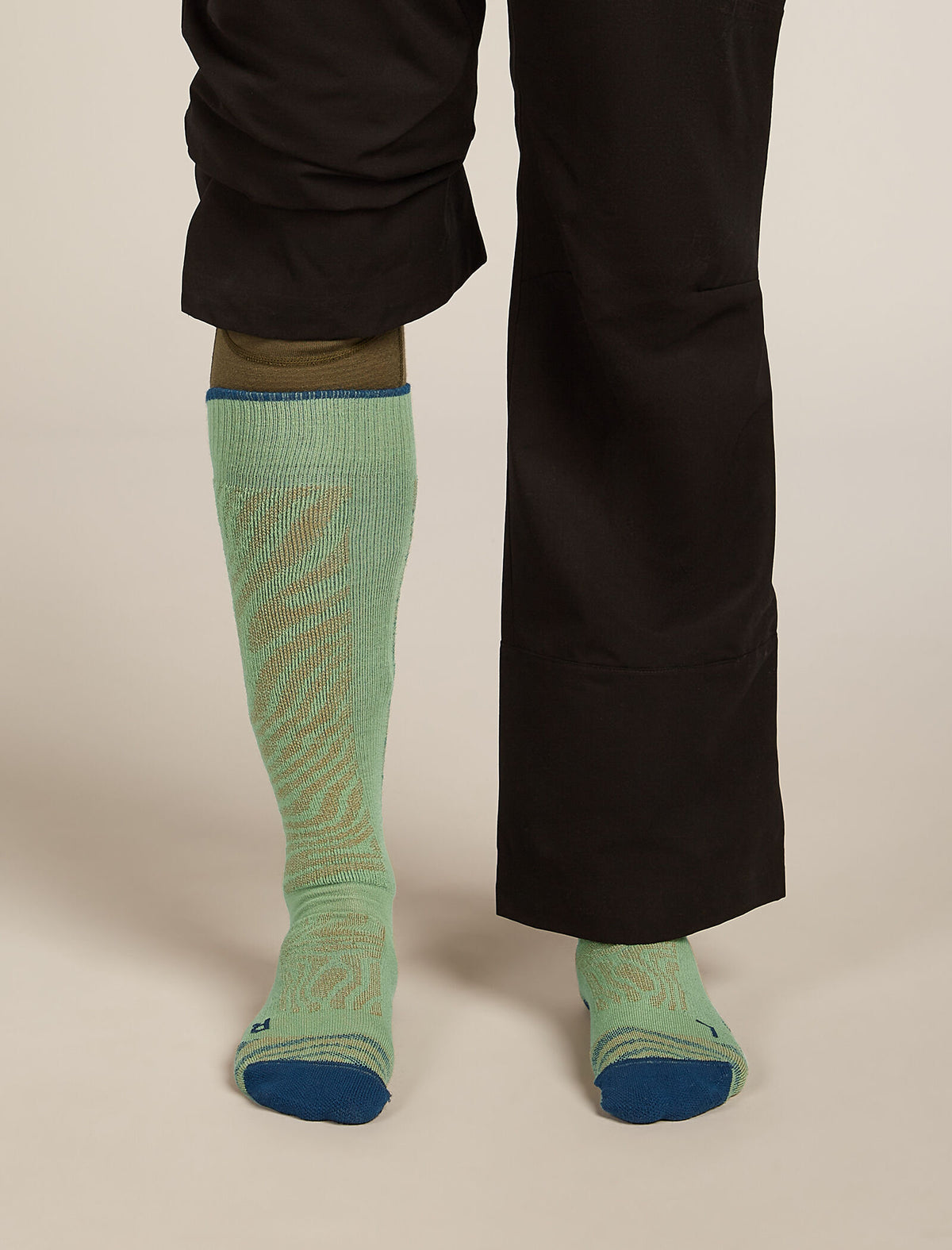 Merino Blend Ski+ Medium Over The Calf Mountain Contour Socks Seaglass/Atlantis - 3