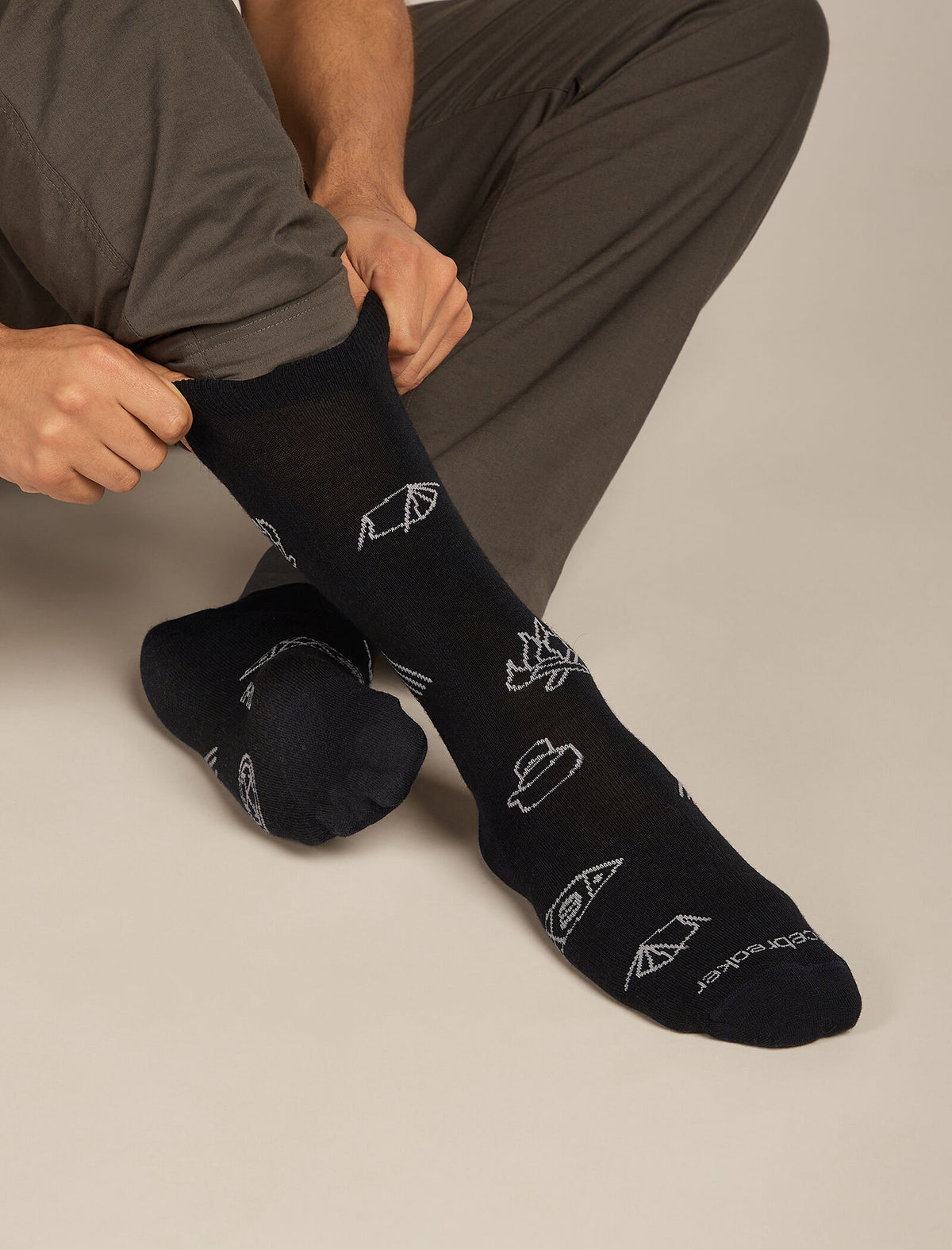 Men’s Merino Lifestyle Ultralight Crew Socks Camp Essentials Black/Alloy - 2