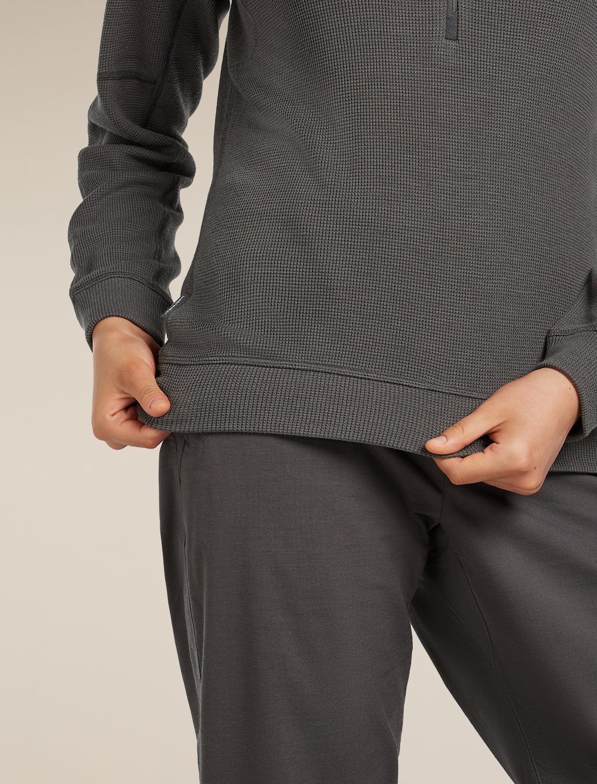 Women’s Merino 260 Waffle Knit Wander Long Sleeve Half Zip Top Obsidian - 7