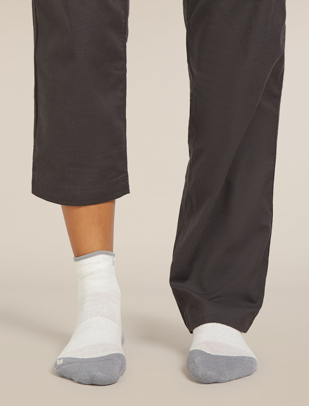 Women’s Merino Hike+ Light Mini Socks Ecru hthr/alloy - 4