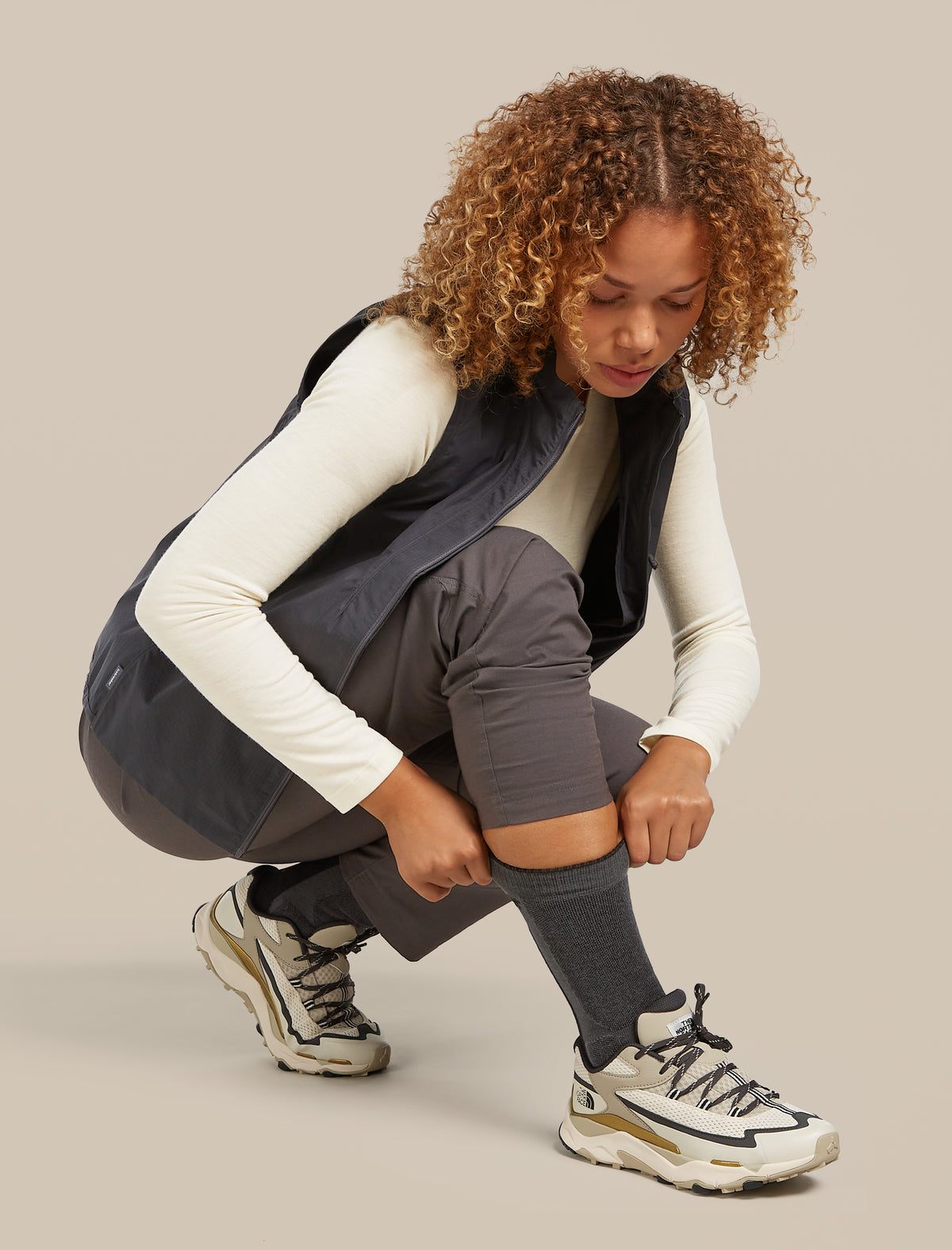 Women’s Merino Hike+ Heavy Crew Socks Obsidian/Black - 3