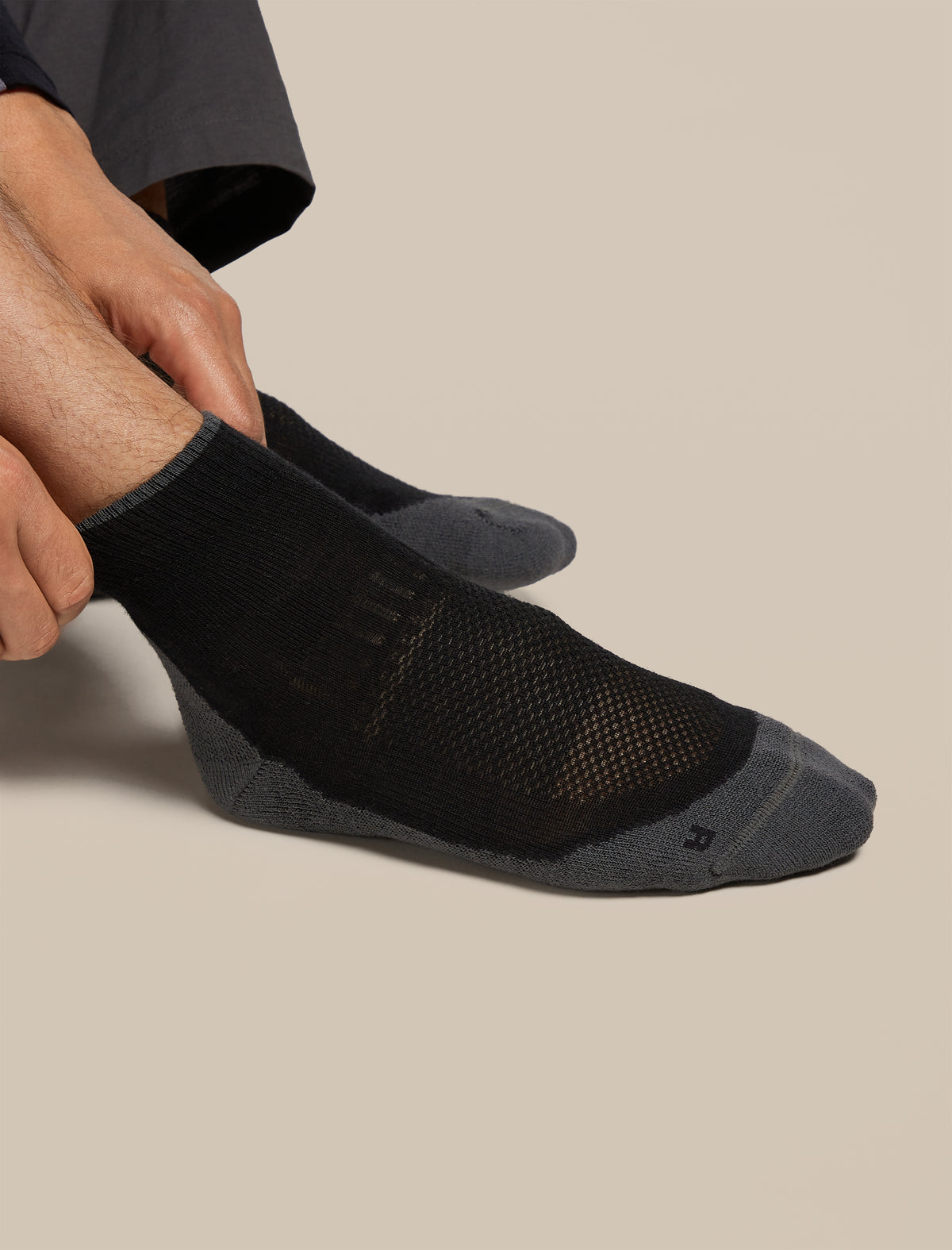 Men’s Merino Hike+ Light Mini Socks Black/Obsidian - 2