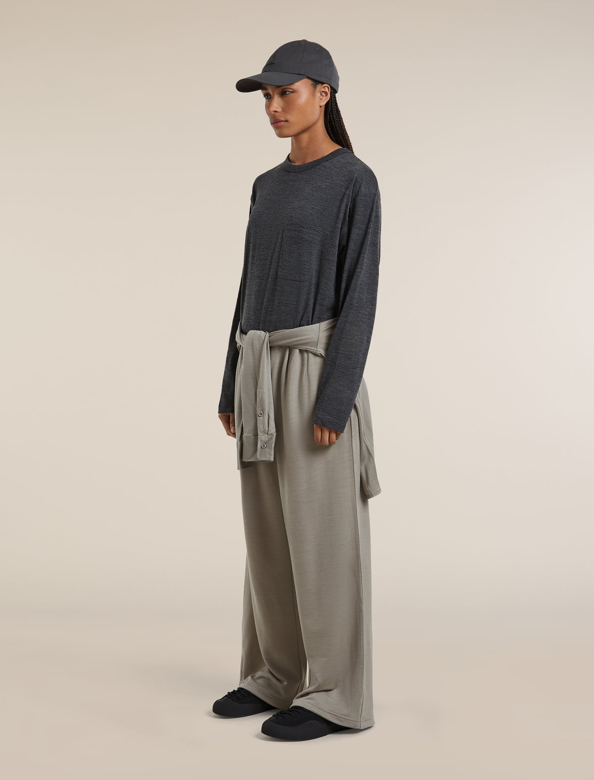 Unisex Merino 150 Long Sleeve Pocket T Shirt Jet Heather - 10