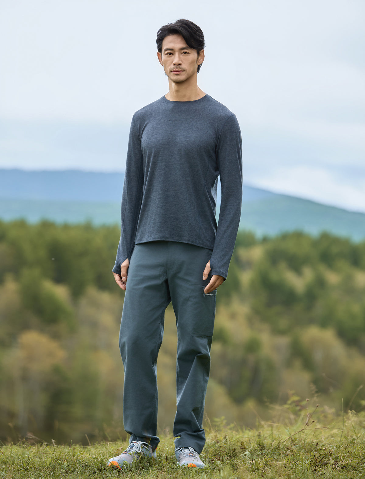 Men’s 200 MerinoFine™ Ace Long Sleeve Crewe Jet Hthr - 2