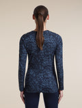 Women's Merino 200 Oasis Long Sleeve Crewe Moss Bloom AOP Midnight Navy/Dawn/Aop - 2