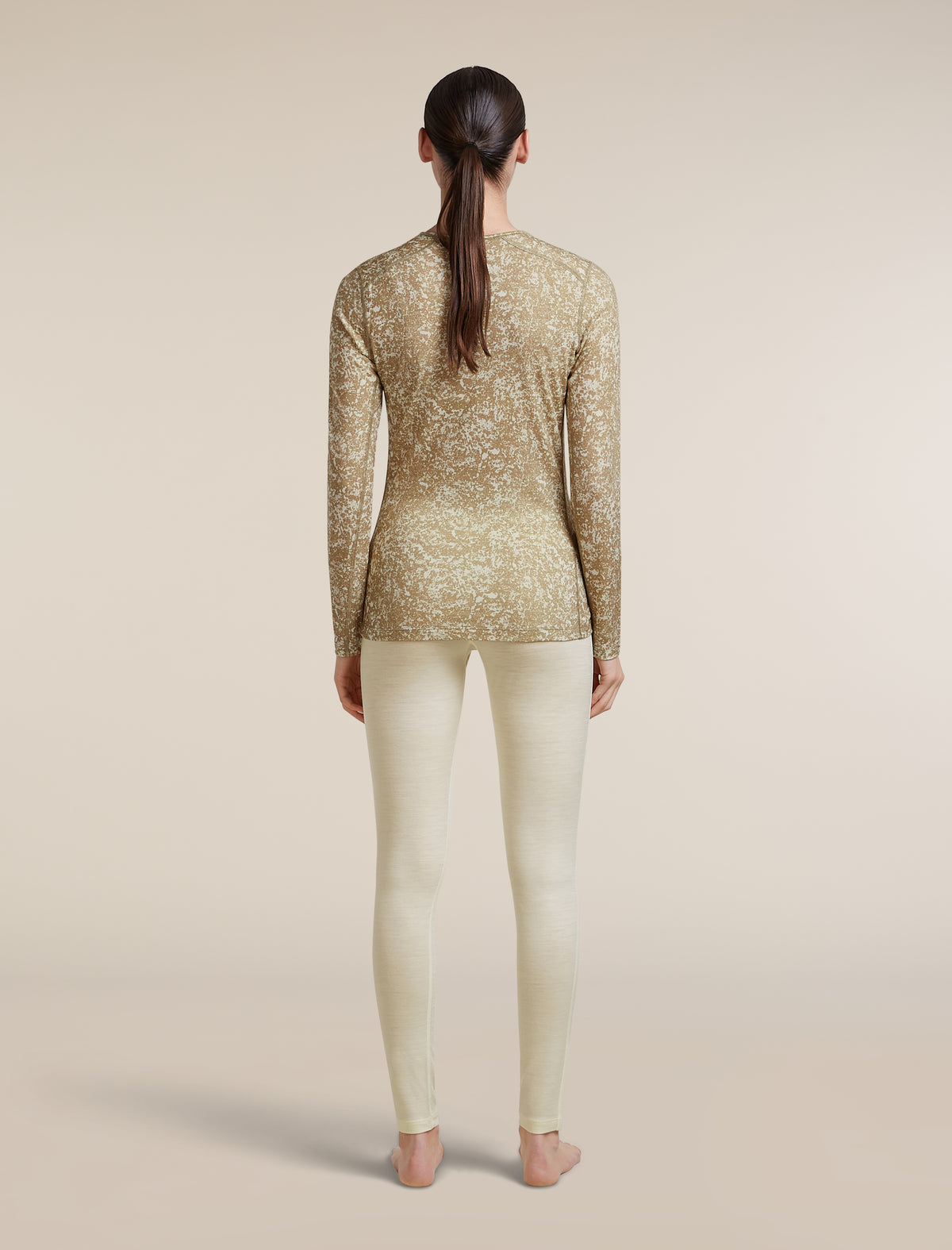 Women's Merino 200 Oasis Long Sleeve Crewe Moss Bloom AOP Cumin/Undyed/Aop - 7