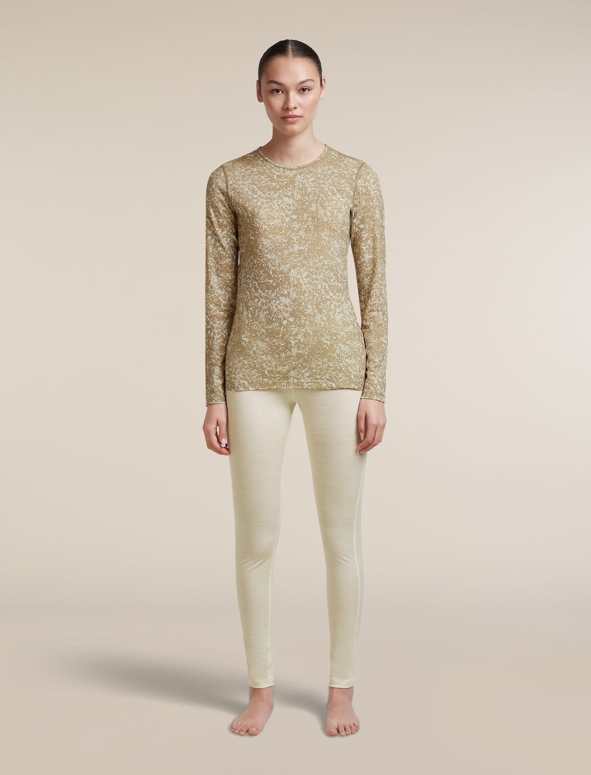 Women's Merino 200 Oasis Long Sleeve Crewe Moss Bloom AOP Cumin/Undyed/Aop - 3