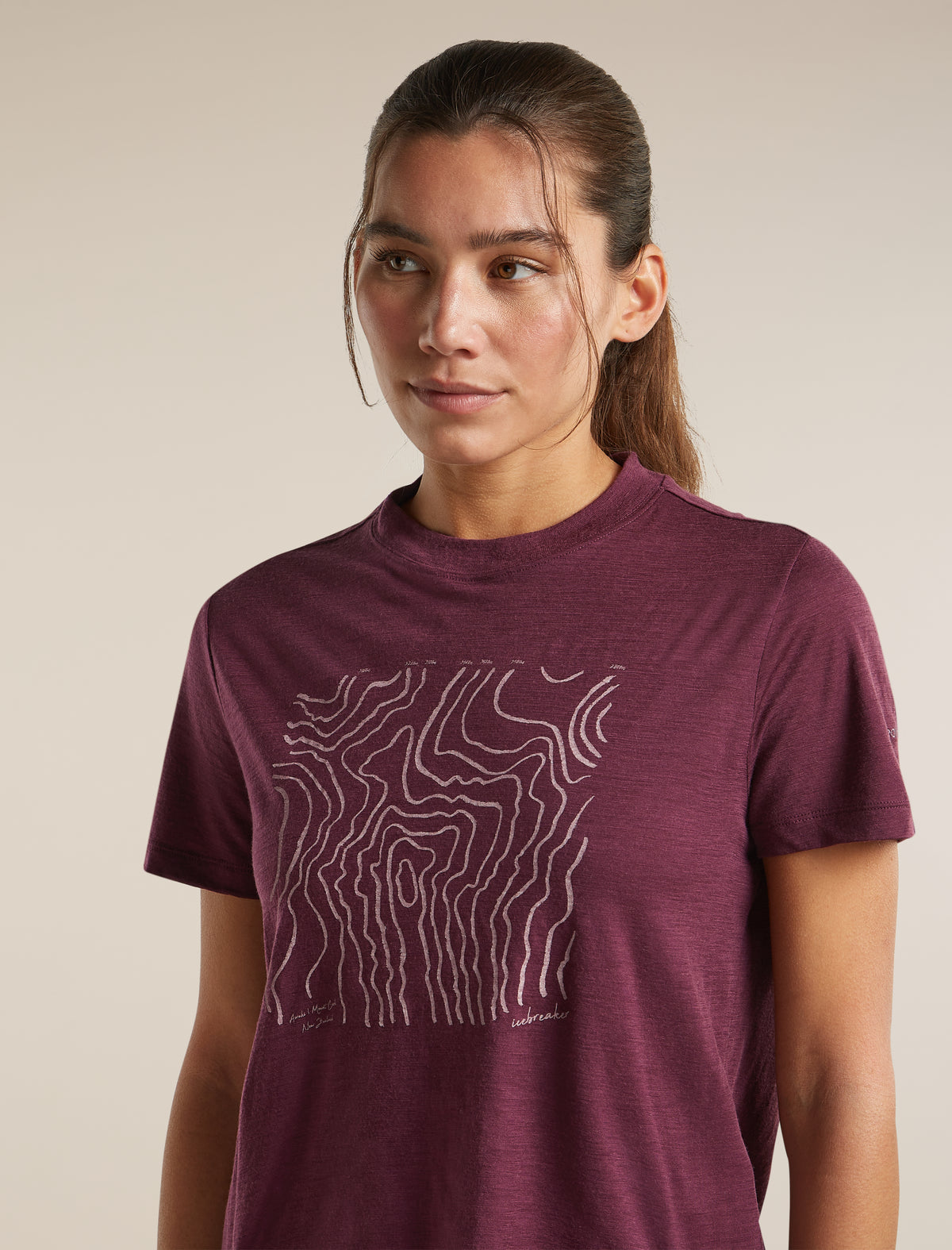 Women's Merino 150 Tech Lite Short Sleeve Crop T Shirt Great Heights Dark Berry - 7