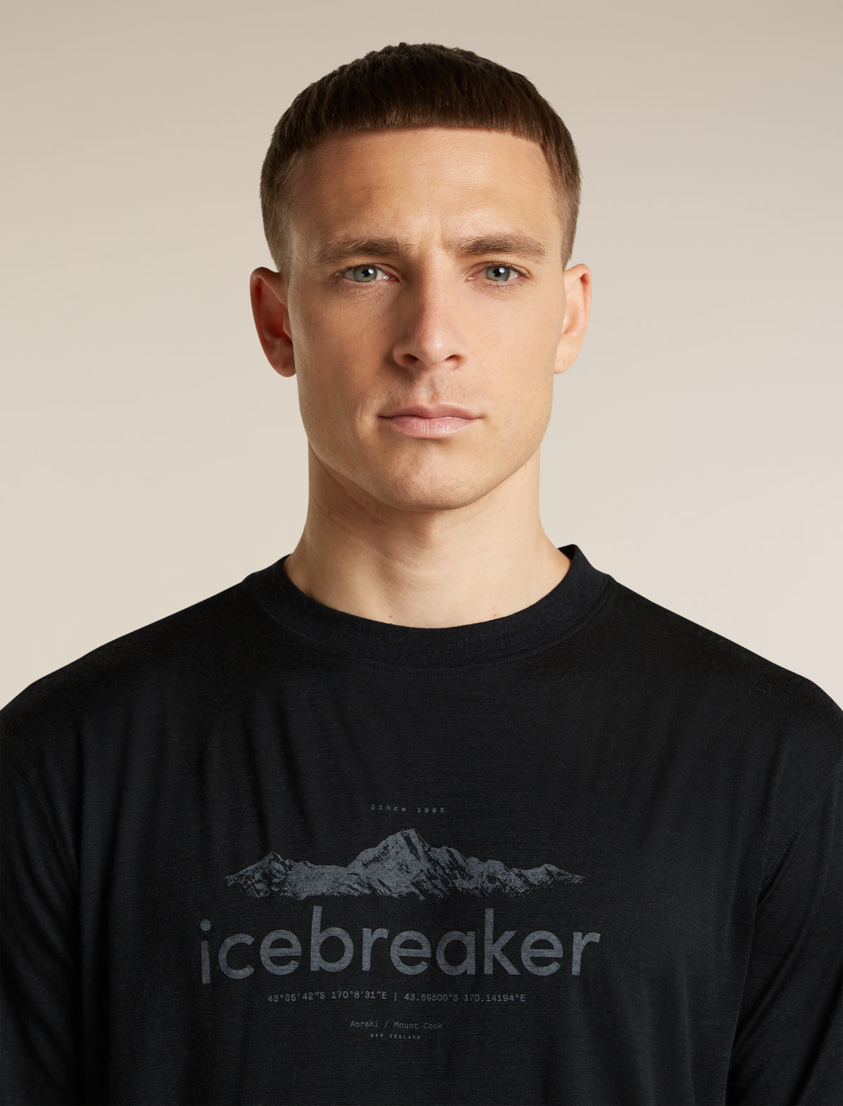 Men's Merino 150 Tech Lite Short Sleeve Relaxed T Shirt icebreaker Heritage Black - 6