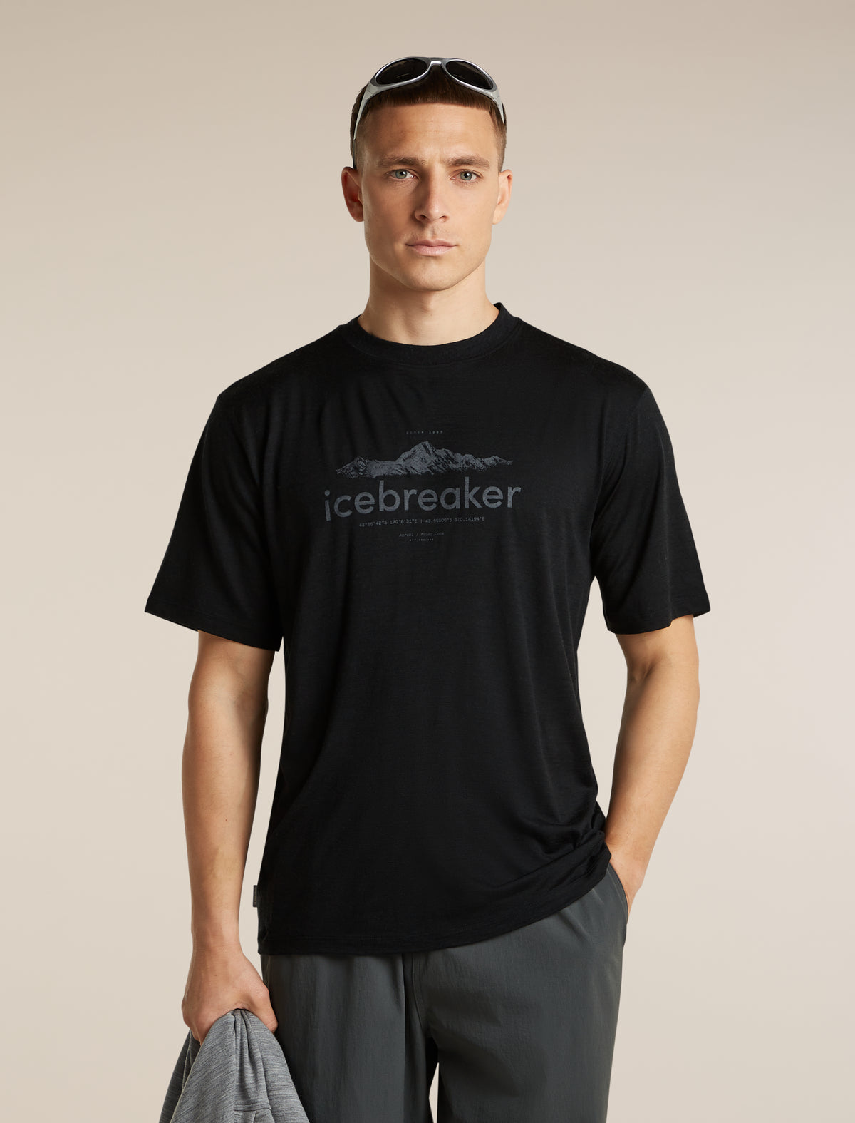 Men's Merino 150 Tech Lite Short Sleeve Relaxed T Shirt icebreaker Heritage Black - 5