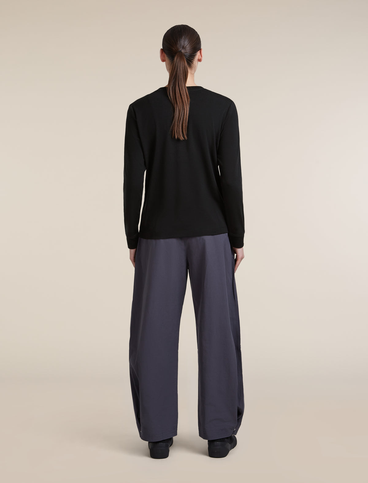 Women’s 300 15.5 MerinoFine™ Long Sleeve Regular T-Shirt Black - 6