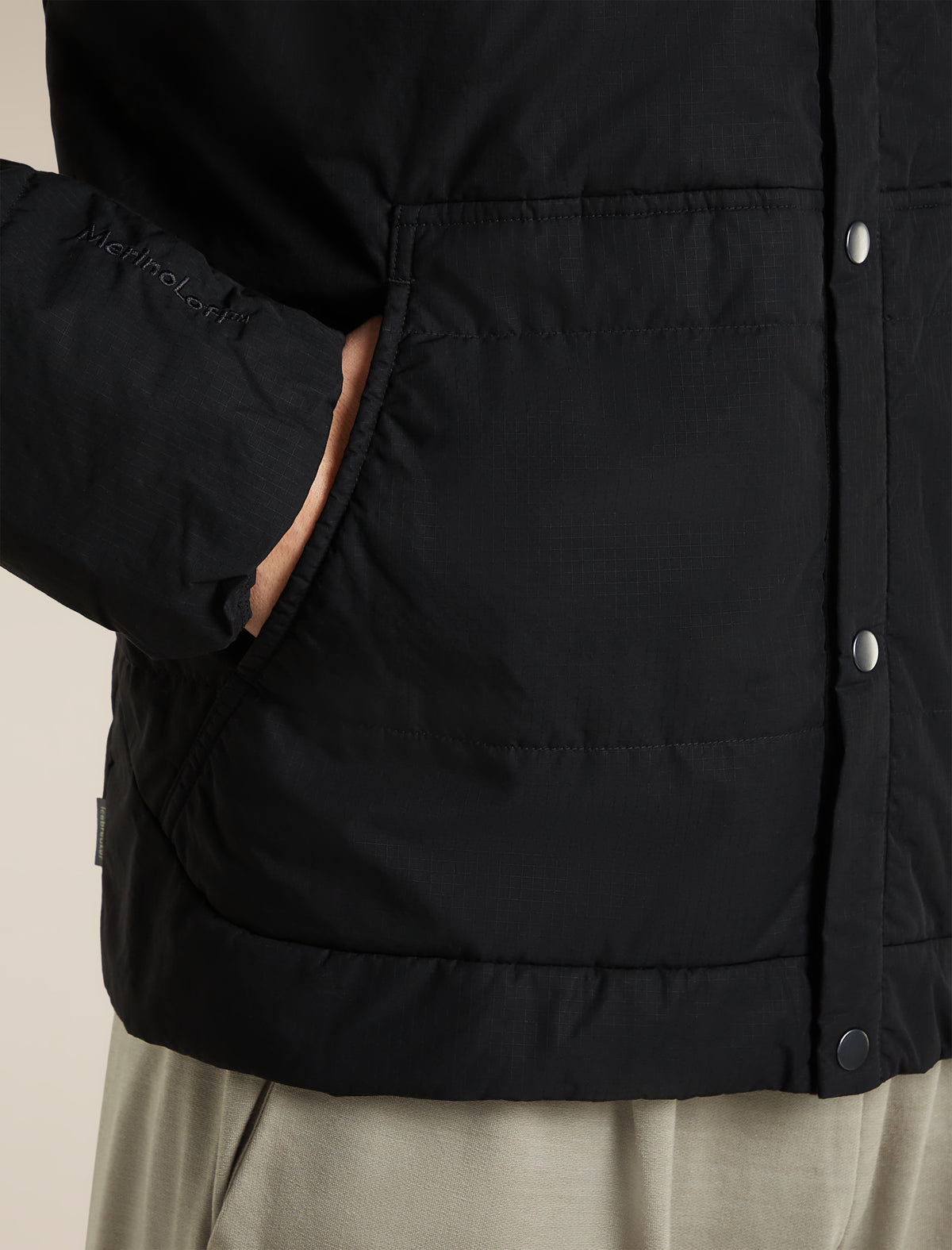 icebreaker-apac Men's 1360 MerinoLoft™ Milford Bomber Jacket Black Men - 7