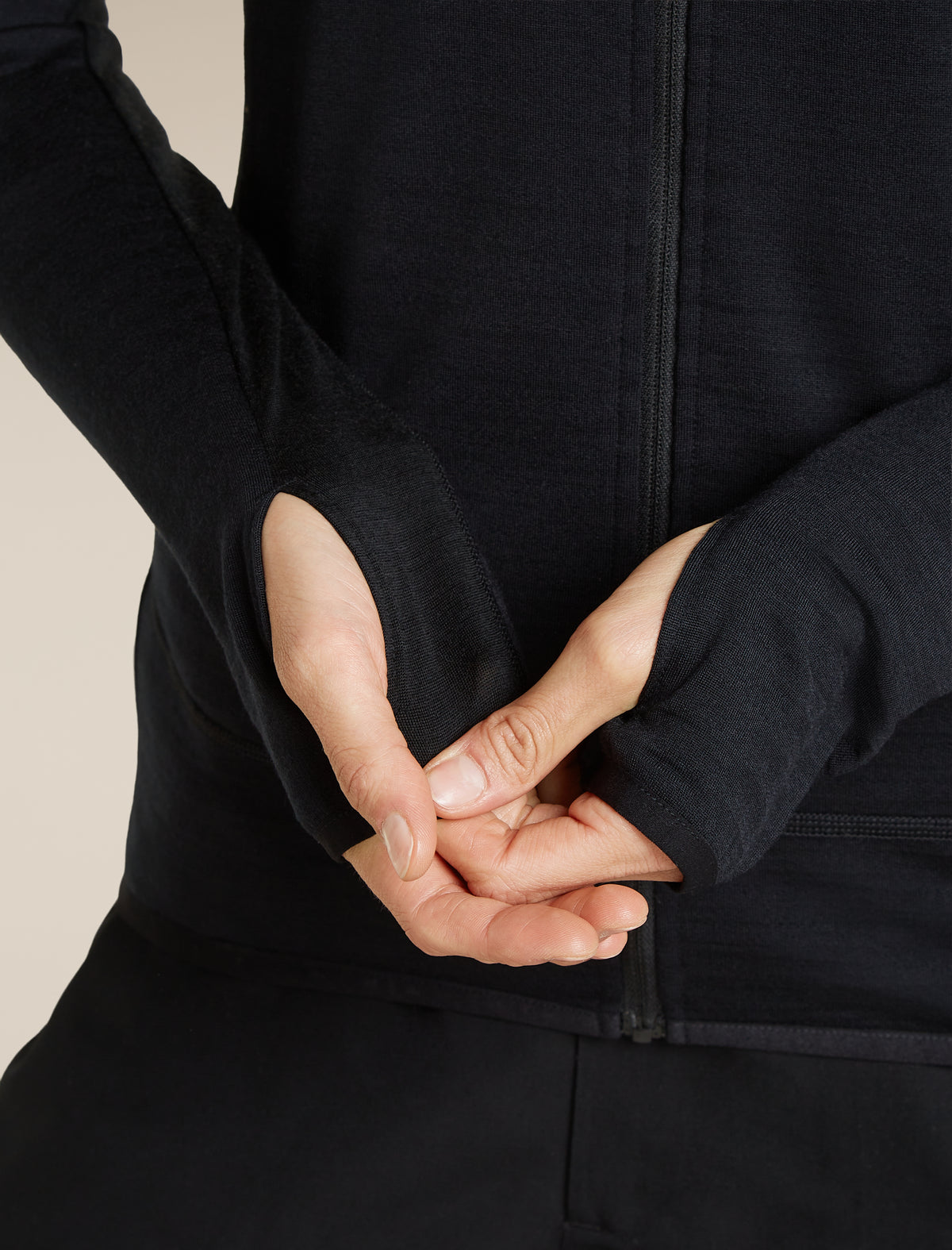 icebreaker-apac Women's Merino Blend 300 RealFleece™  Descender Long Sleeve Zip Black Women - 9