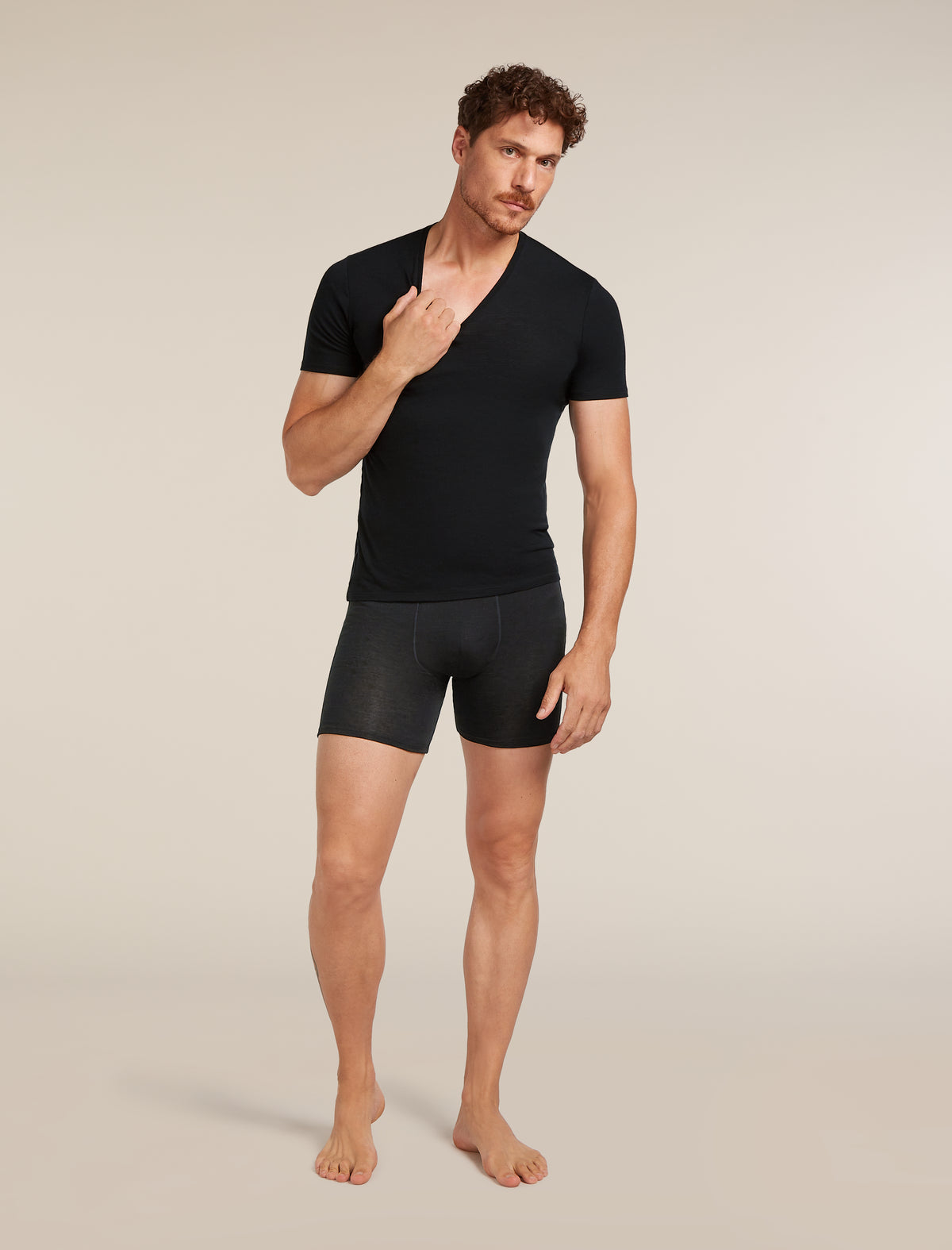 Men’s Merino 150 Anatomica Short Sleeve V Neck Top Black - 6