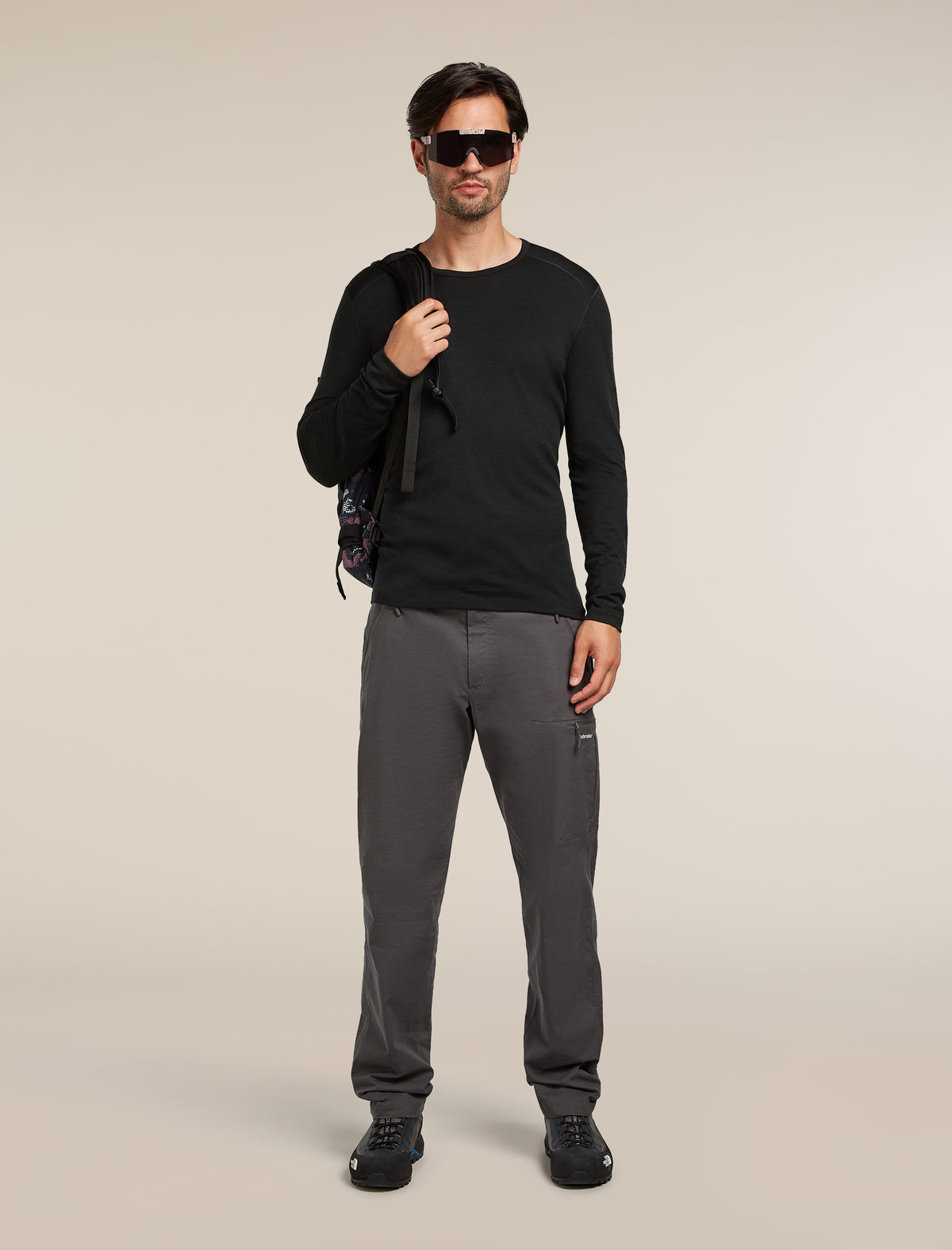 Merino 200 Oasis Long Sleeve Crew Thermal Top Black - 4