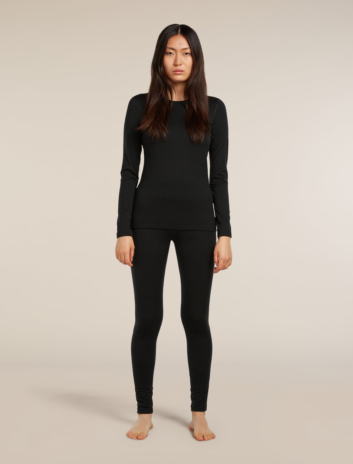 Women’s Merino 200 Oasis Long Sleeve Crew Thermal Top Black - 3