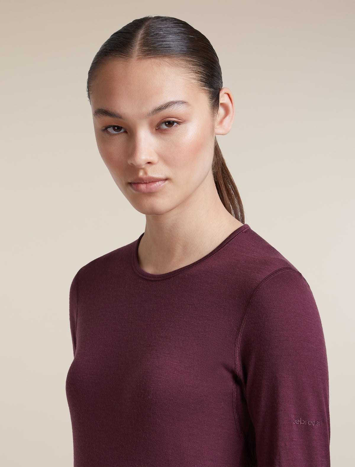 Women's Merino 200 Oasis Long Sleeve Crewe Dark Berry - 5