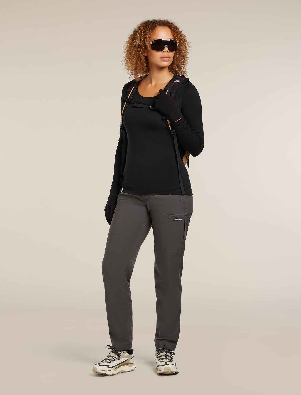 Women’s Merino 200 Oasis Long Sleeve Scoop Thermal Top Black - 4