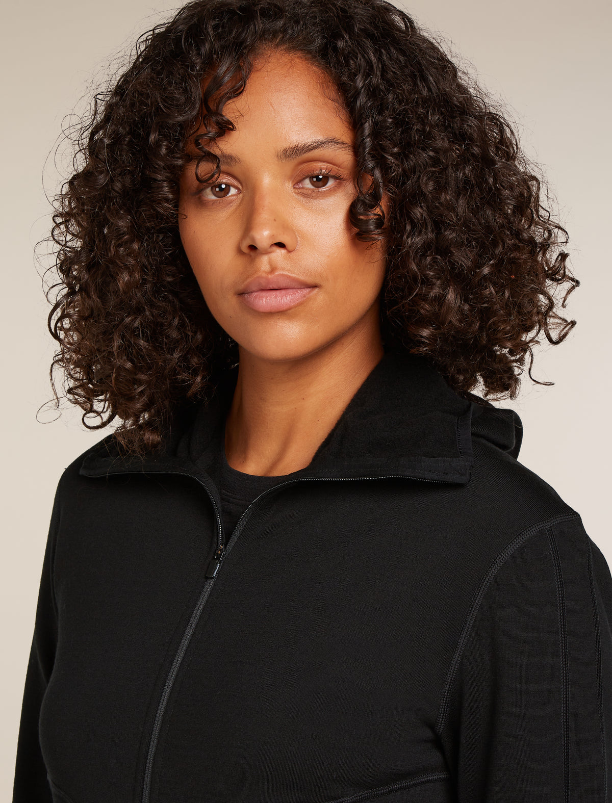 Women's Merino 560 RealFleece™  Elemental Long Sleeve Zip Hoodie Black - 5
