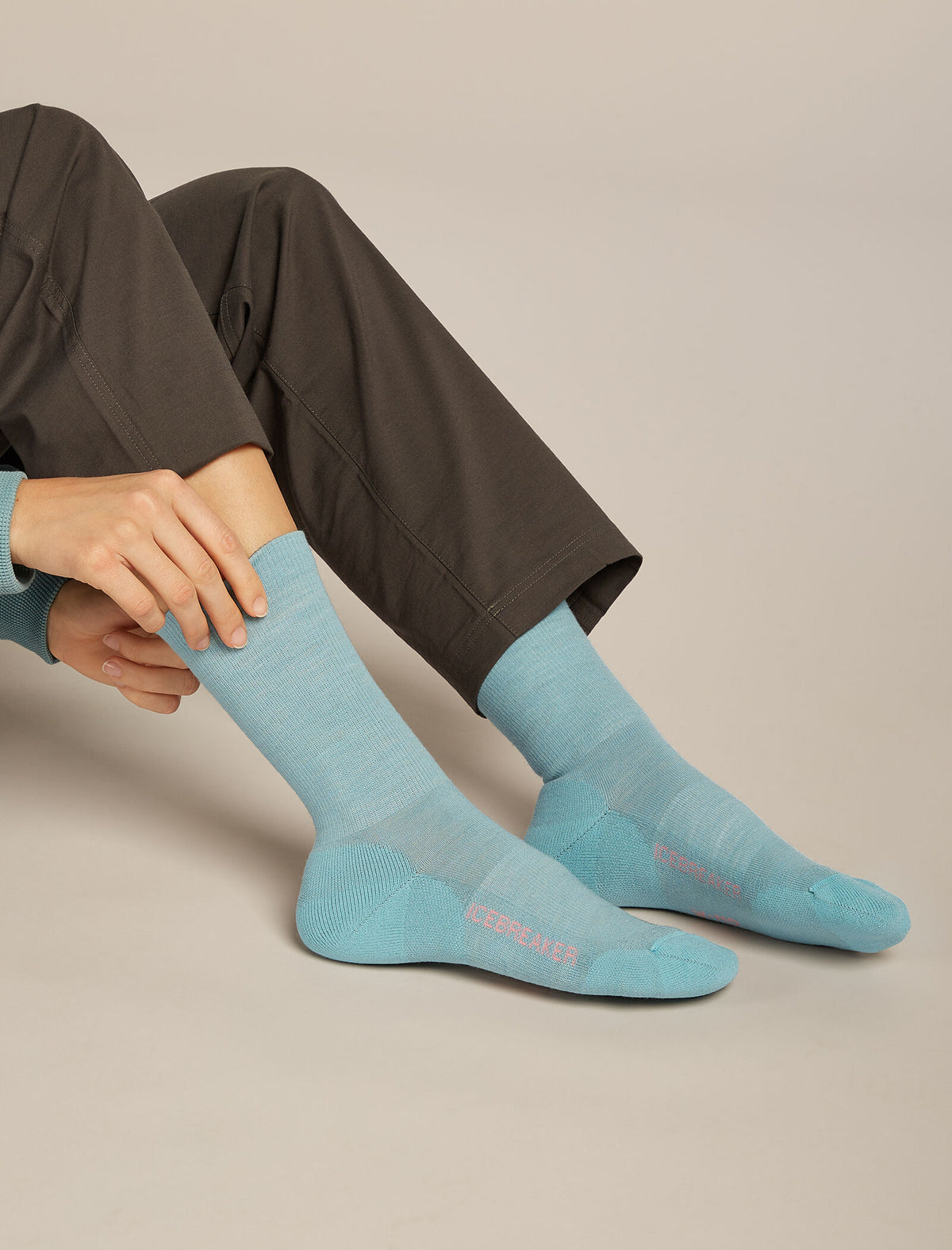 Women’s Merino Lifestyle Light Crew Socks Hydro/Acid Pink - 2